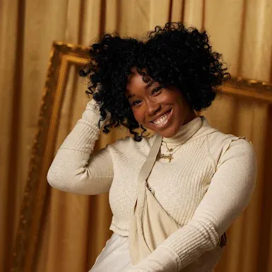 Visualizza il profilo di Loryn Hairston