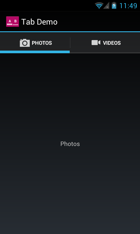 ตัวอย่างแท็บที่ทำงานบนอุปกรณ์ Android 4.0 (ใช้ TabHelperHoneycomb)