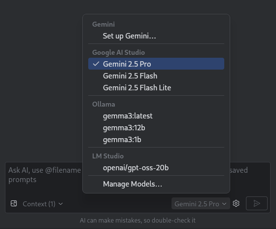 หน้าต่างแชทของ Gemini ใน Android Studio แสดงเครื่องมือเลือกโมเดลพร้อมตัวเลือกสำหรับ Gemini และโมเดลในเครื่อง
