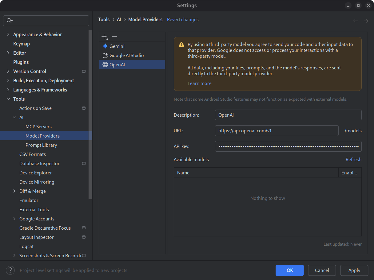Boîte de dialogue des paramètres contenant un formulaire permettant de saisir les informations du fournisseur de modèles à distance.